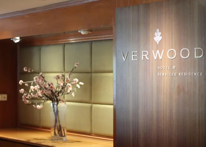 Verwood And ServicedHotel Surabaya